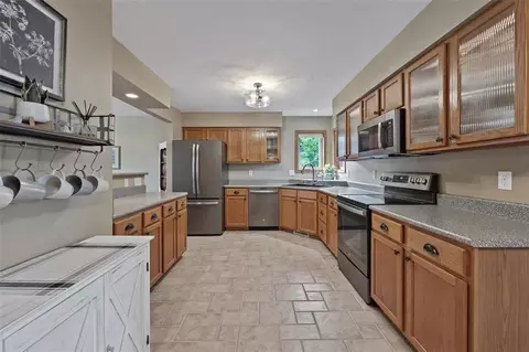 1125 Pacific St, Ely, IA 52227 photo 10