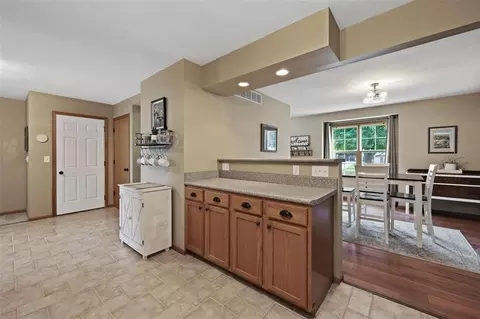 1125 Pacific St, Ely, IA 52227 photo 13
