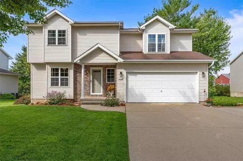 1125 Pacific St, Ely, IA 52227