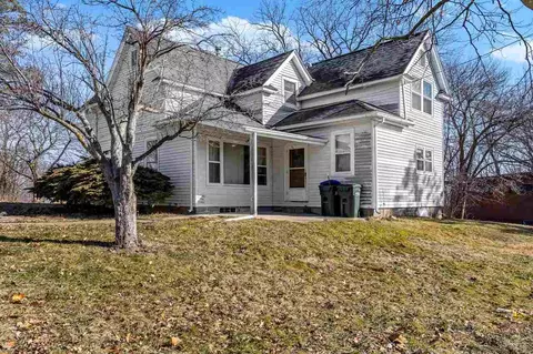 733 W Benton St, Iowa City, IA 52246
