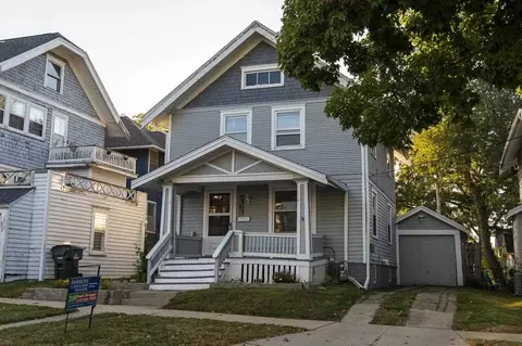 363 SE 20th St, Cedar Rapids, IA 52403