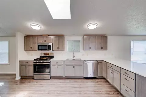 122 Paddock Cir, Iowa City, IA 52240