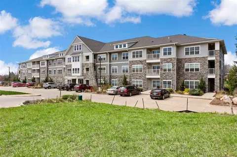 260 N Scott Blvd UNIT 108, Iowa City, IA 52245
