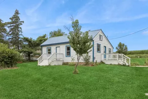 2558 Putnam St NE, Iowa City, IA 52240