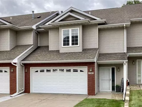 1545 Mckinley Pl, Iowa City, IA 52246