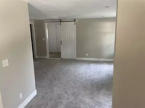 231 E 3rd St, Riverside, IA 52327 photo 5