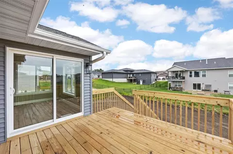 1760 Parkland Dr, Ely, IA 52227 photo 40