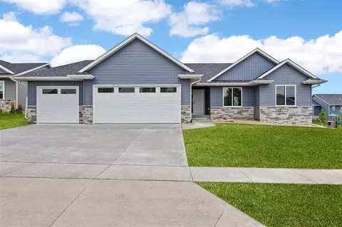 1760 Parkland Dr, Ely, IA 52227 photo 2