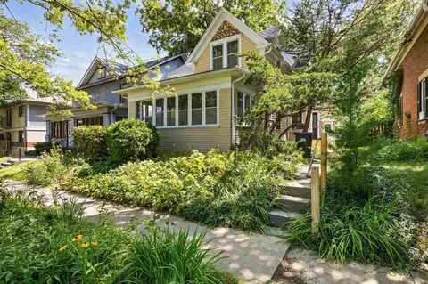 317 Church St, Iowa City, IA 52245