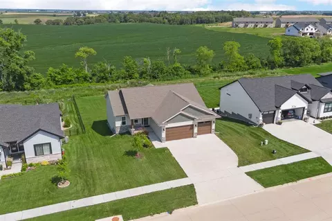 304 Dogwood Ln, Tiffin, IA 52340