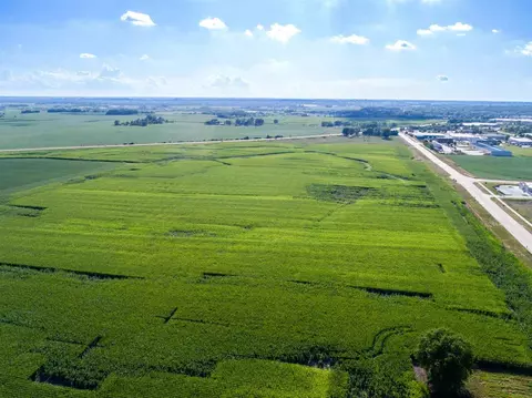 4748 SE 420th St, Iowacity, IA 52240