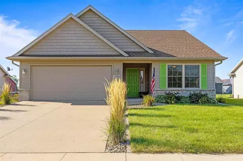 1940 Sherman Dr, Iowa City, IA 52240