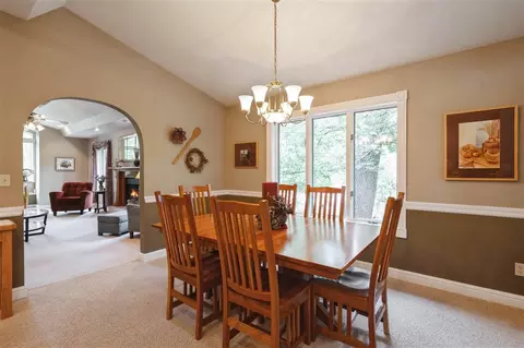 8801 Deer Crest Dr, Cedar Rapids, IA 52411 photo 8