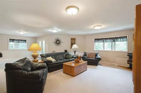 8801 Deer Crest Dr, Cedar Rapids, IA 52411 photo 28
