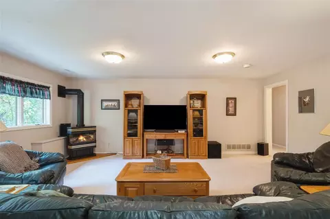 8801 Deer Crest Dr, Cedar Rapids, IA 52411 photo 27