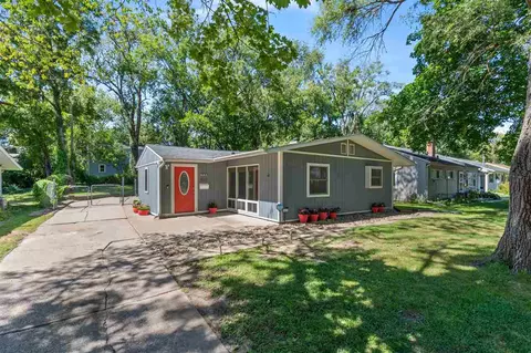 1433 Franklin St, Iowa City, IA 52240