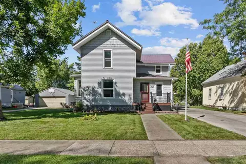 525 S Marion Ave, Washington, IA 52353