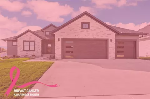 6714 Caldwell Ln, Cedar Rapids, IA 52411