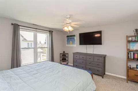 922 E Ave NW, Cedar Rapids, IA 52405 photo 15