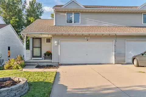 2335 12th St, Coralville, IA 52241