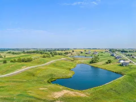 lot18 Fox Dr, Williamsburg, IA 52361