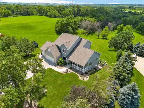 View/Area - 4425 Plumberry Rd, Ely, IA 52227 photo 1 of 4