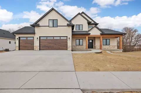 512 Whitetail Ln, Tiffin, IA 52340