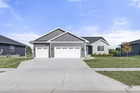 1100 Harrison St, North Liberty, IA 52317