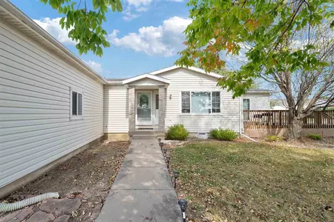 313 Paddock Cir, Iowa City, IA 52240