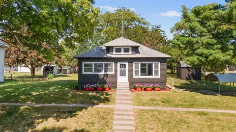 406 Washington St, Ainsworth, IA 52201