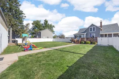 1695 Traer St, Ely, IA 52227 photo 24