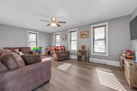 1695 Traer St, Ely, IA 52227 photo 3