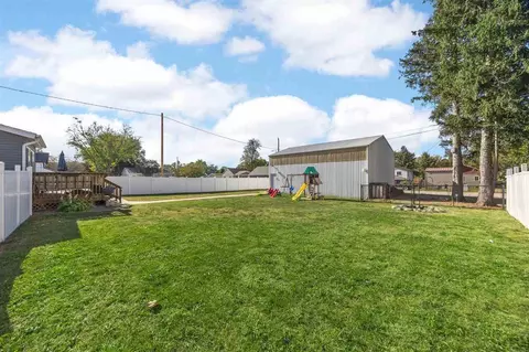 1695 Traer St, Ely, IA 52227 photo 23