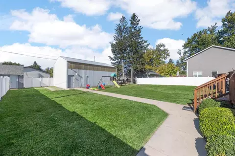 1695 Traer St, Ely, IA 52227 photo 21