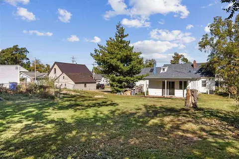 261 SW Wilson Ave SW, Cedar Rapids, IA 52404