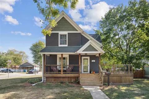 618 2nd Ave N, Mount Vernon, IA 52314