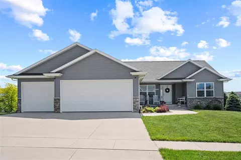 601 Valley Dr, Atkins, IA 52206