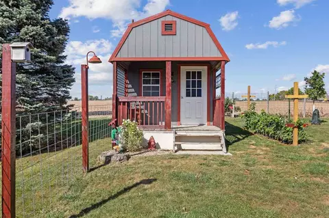 Exterior - 307 Cottage St NW, Shellsburg, IA 52332 photo 6 of 8