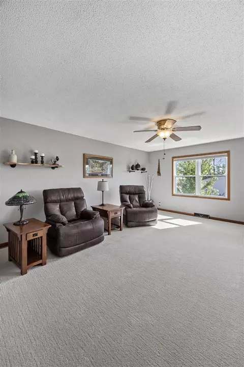 Living - 307 Cottage St NW, Shellsburg, IA 52332 photo 2 of 3