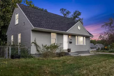 3400 H Ave NW, Cedar Rapids, IA 52405