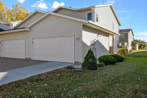 317 Antler Ct, Marion, IA 52302