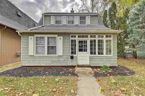 515 E Ronalds St, Iowa City, IA 52245