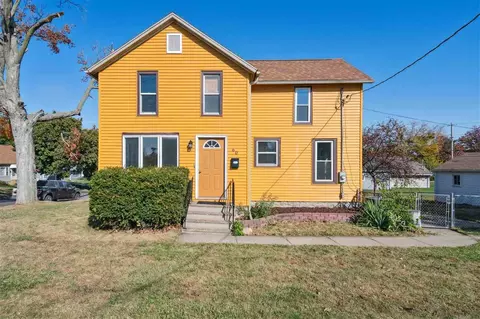 60 Wilson Ave SW, Cedar Rapids, IA 52404