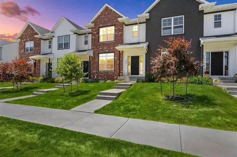 4861 Preston Ln, Iowa City, IA 52246