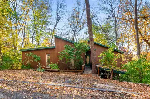 1106 N Dubuque St, Iowa City, IA 52245