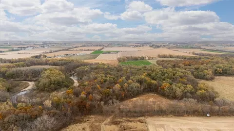 46 Acres Orange Ave Parcel Apt 0316300007 0316300009, Kalona, IA 52247