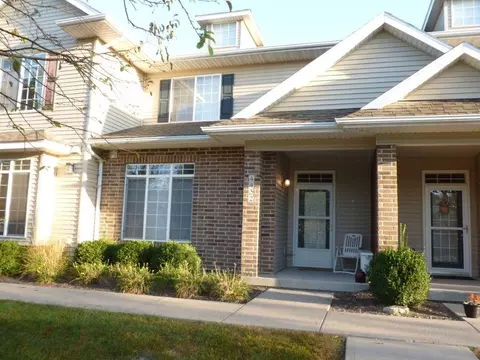 4432 E Ct, Iowa City, IA 52245