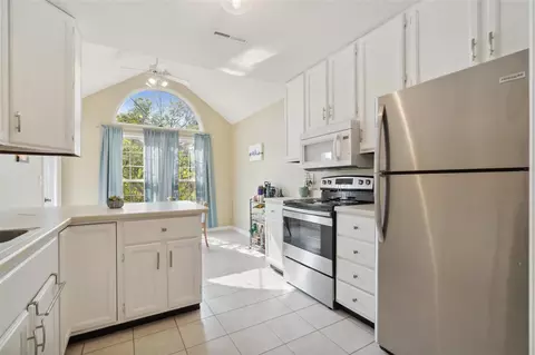 3701 NE Foxborough Ter, Cedar Rapids, IA 52402