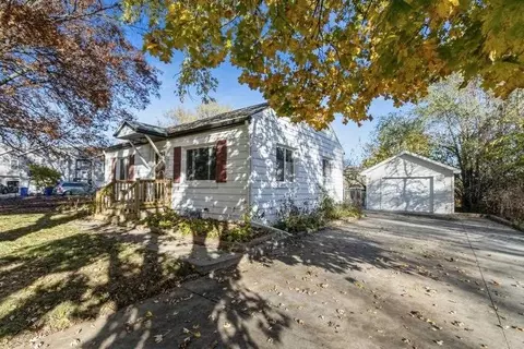 615 3rd Ave, Coralville, IA 52241