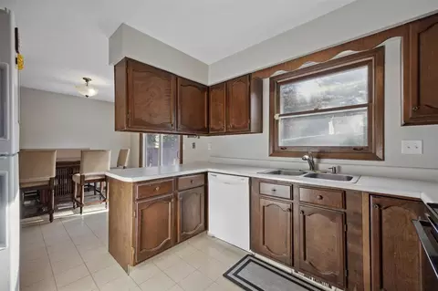 2117 Northgate Dr NE, Cedar Rapids, IA 52402 photo 14